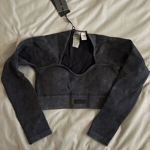 Bo + Tee Long Sleeve Workout Top NEVER WORN WITH TAGS